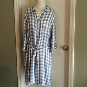 Faded Glory Size XXL (20) Gray & White dress